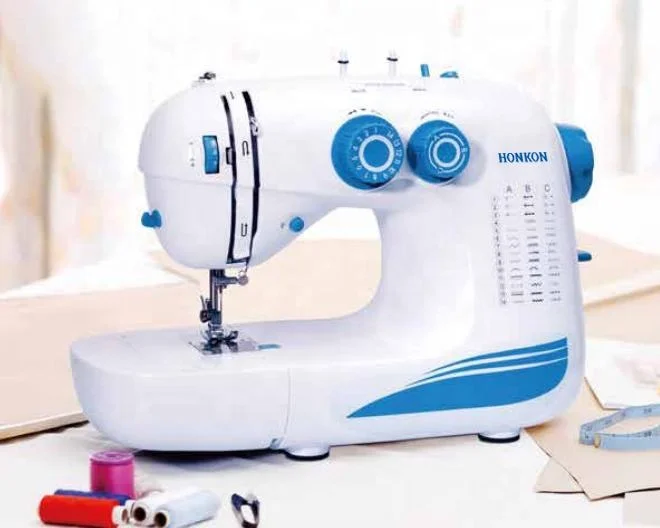 Мульти-функциональный Мини домашняя швейная машинка HK-707 для домашнего использования