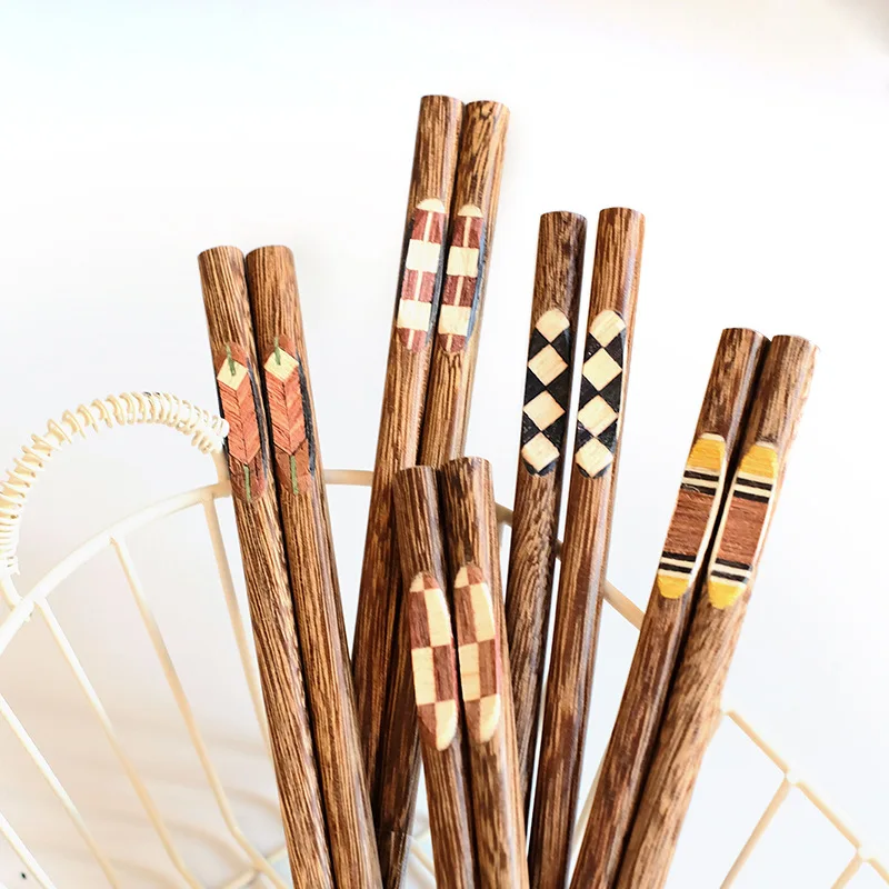 Personalized Retro Wooden Chopsticks Non Slip Sushi Chopsticks Printed Chopsticks for Home Gift