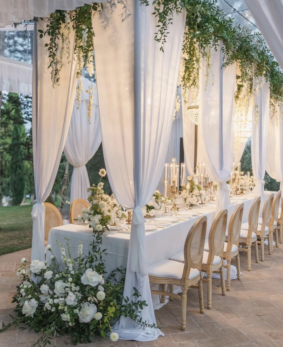 Wholesale Antique Event Restaurant Dining Banquet Party Wedding Wooden Louis Chairs