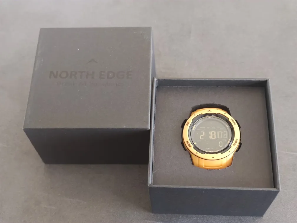 Брендовая коробка для часов North Edge