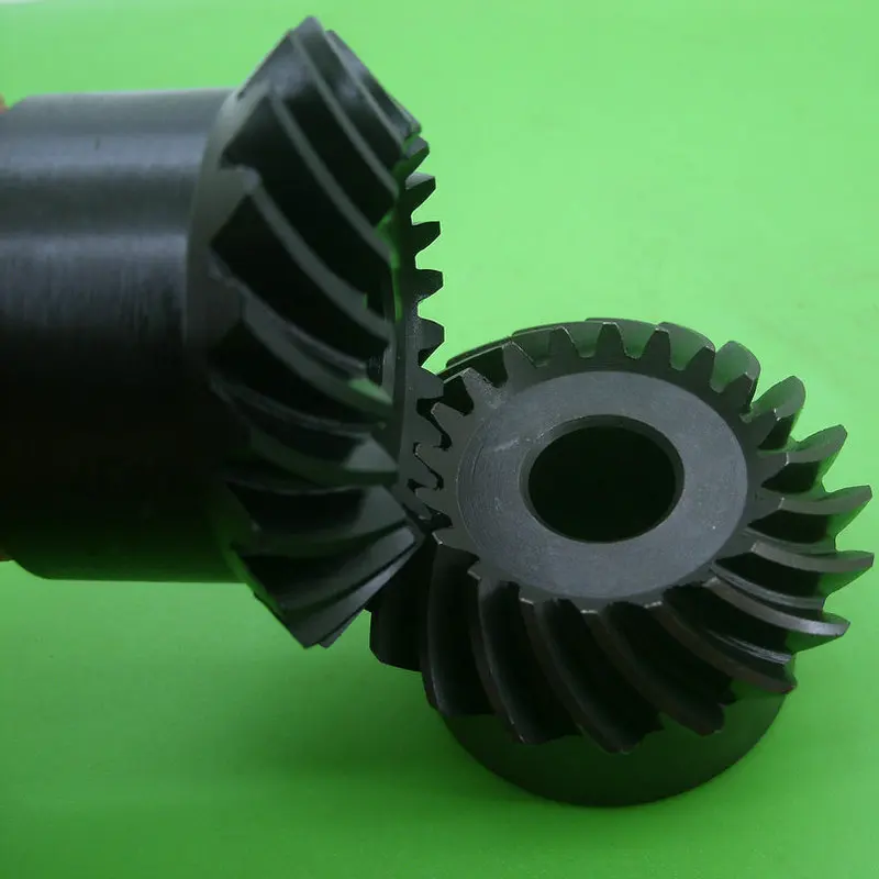 Plastic vehicle-mounted gears