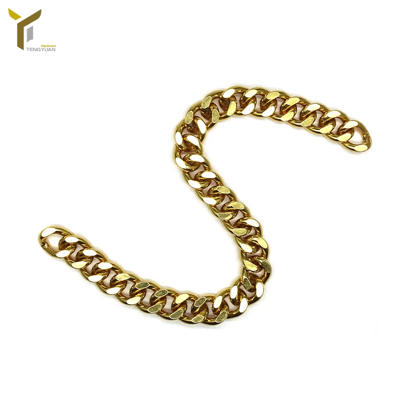 Wholesale Guangzhou Fashion small short Decorative metal gold chain for handbag bags leather belt link dog hook o ring key chain