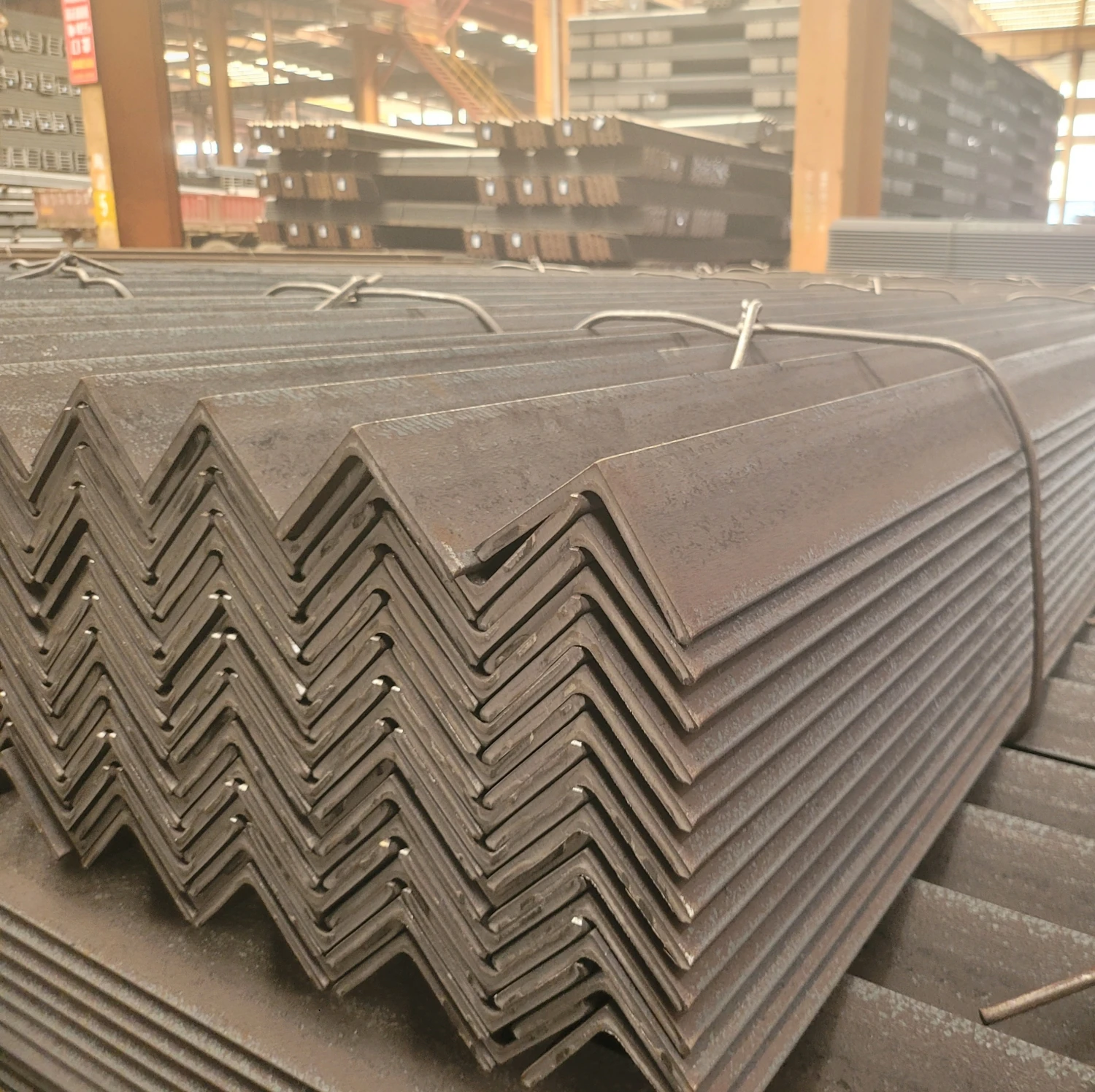 High quality best price iron angle bar size 40*40*3