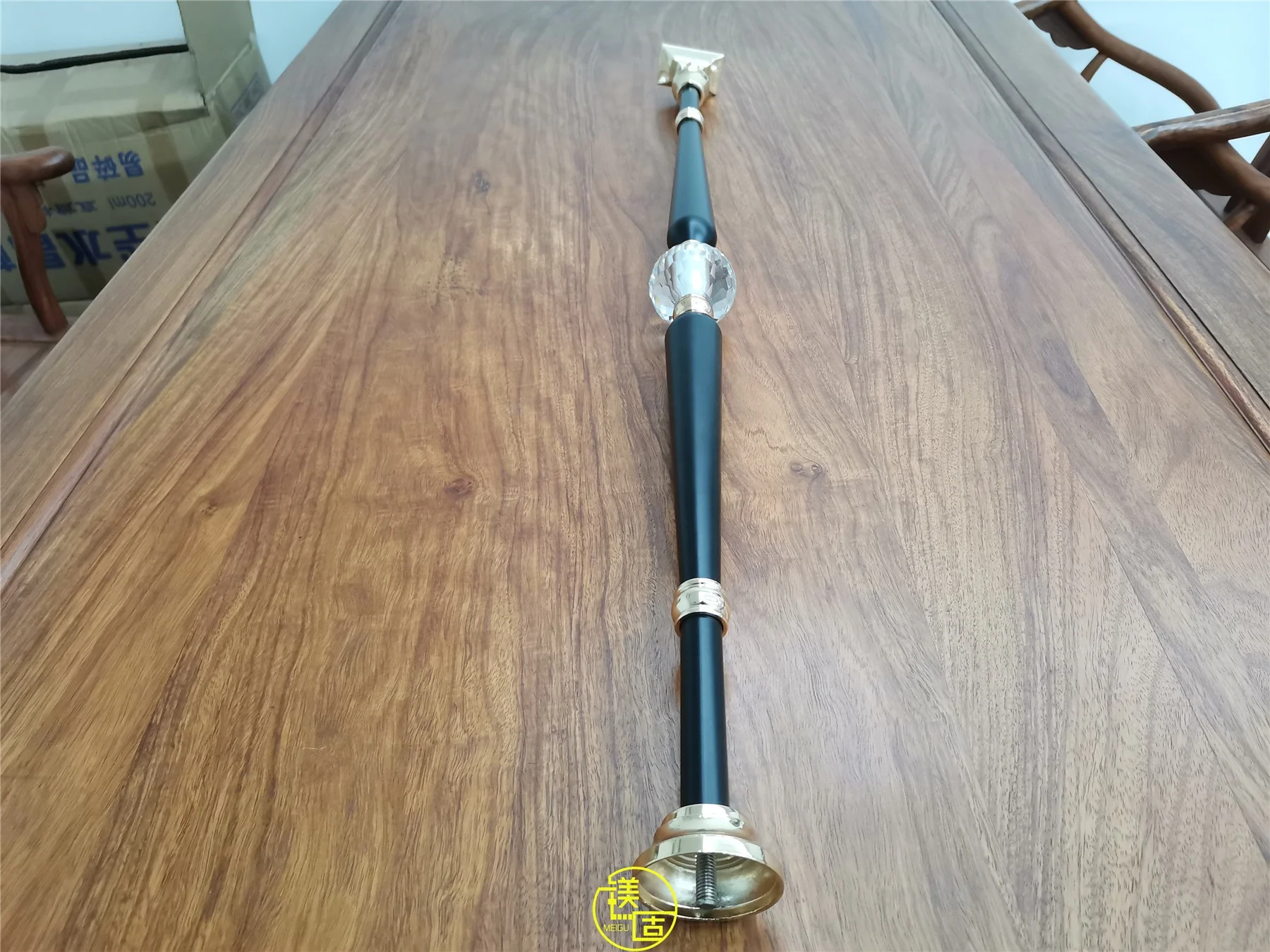 Modern minimalist decorative stair handrail ornamental aluminium and glass balustrade