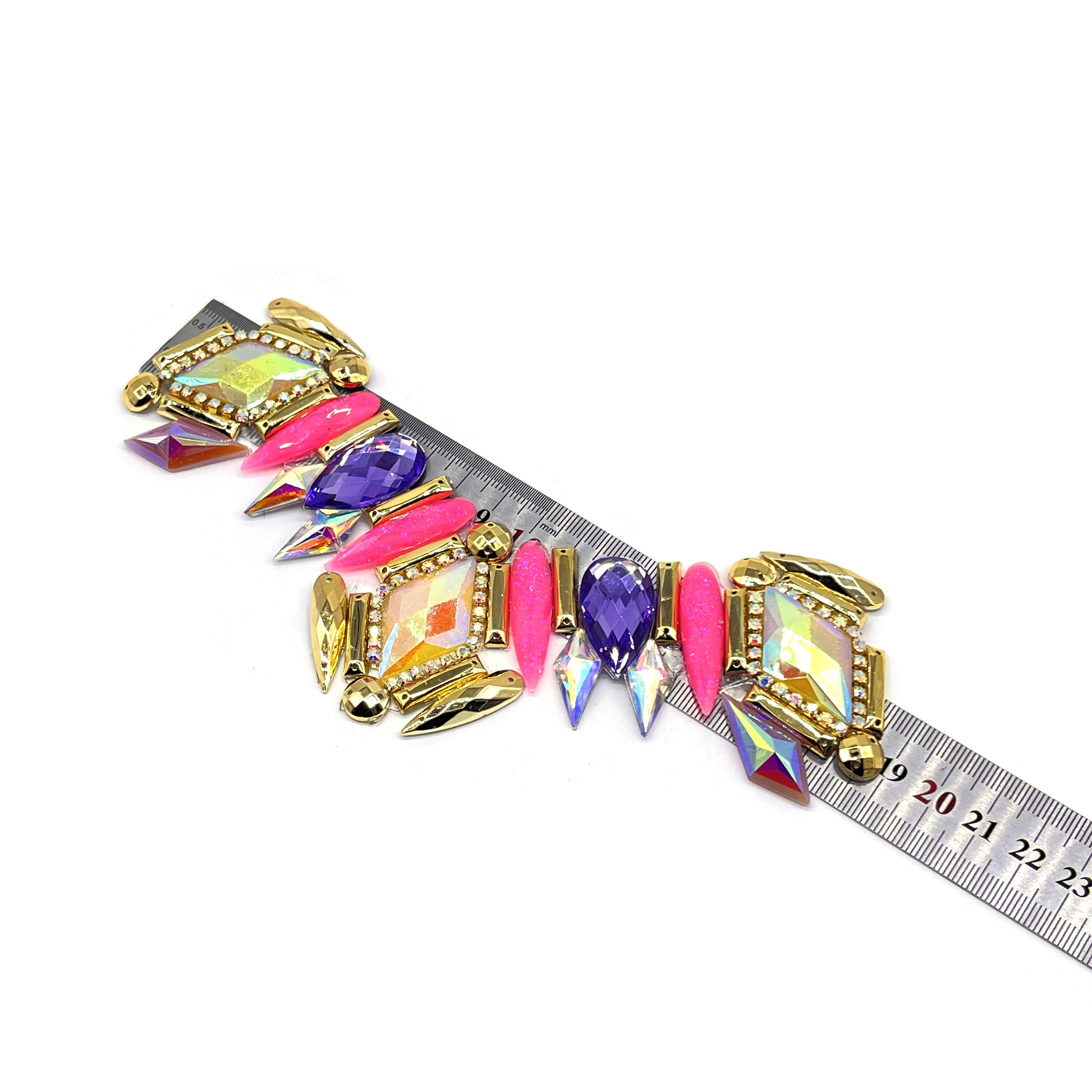 2025 Carnival Season Assorted Gems Forehead Appliques Rhinestone Decor for Bahamas Carnival Costumes Resin Material for Shoes