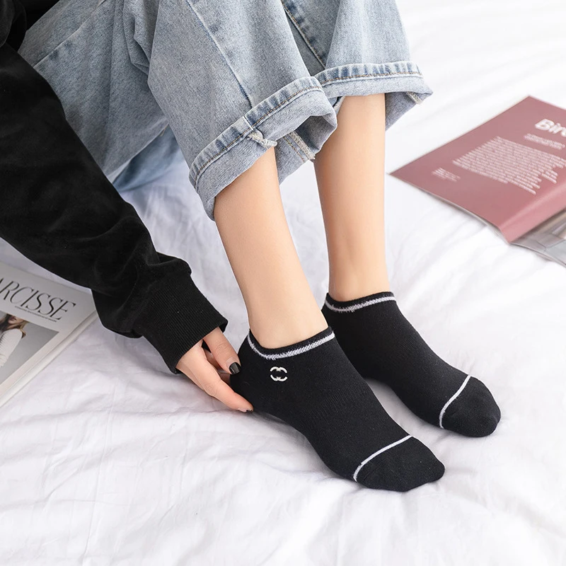 
CHANE* same design short socks embroidery CC letter ankle socks hip hop skateboard socks wholesale S1031 