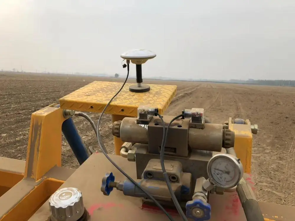 SunNav GPS land leveling system AG1000 Trimble Vertical Point RTK Grade Control Trimble Field Level II system