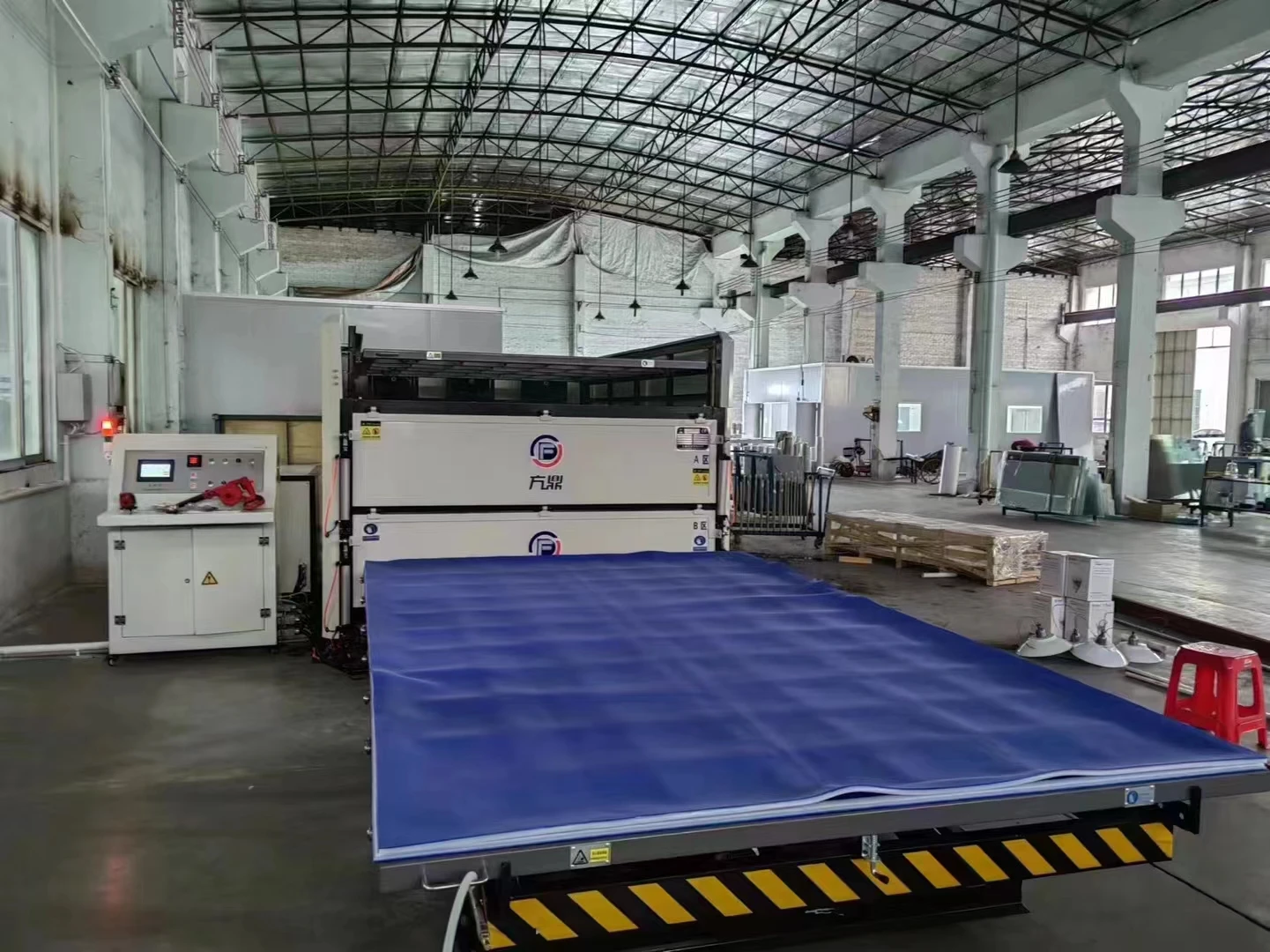Energy-saving Cycle Work Furnace  Increase Efficiency  Four-Layer EVA Glass Lamination Machinery
