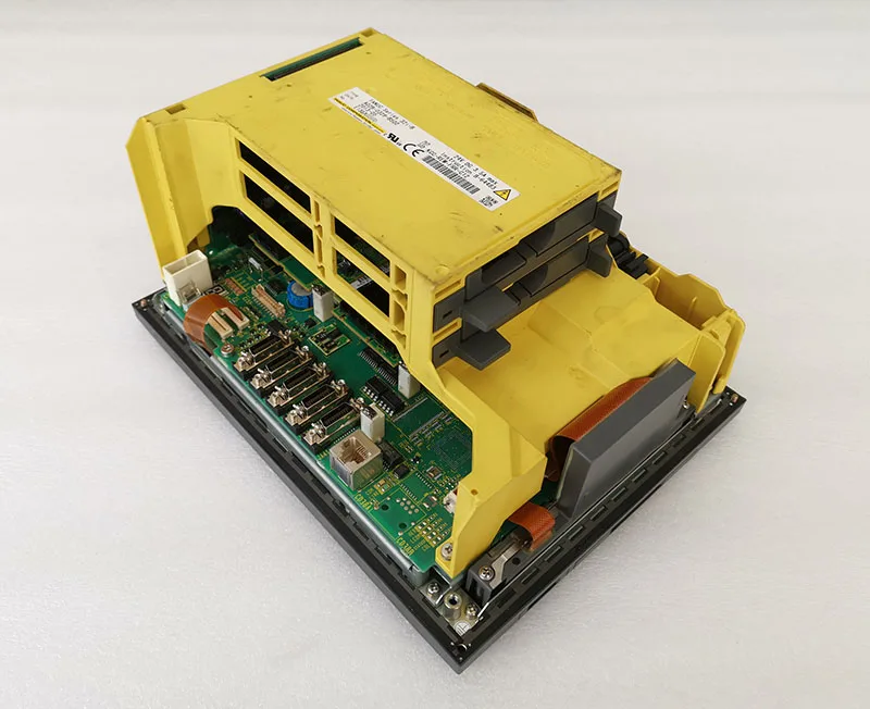 A02B-0328-B500 б/у по наилучшей цене Япония оригинальный Fanuc 32i-B Тип токарный станок с компьютерным числовым программным управлением системы на