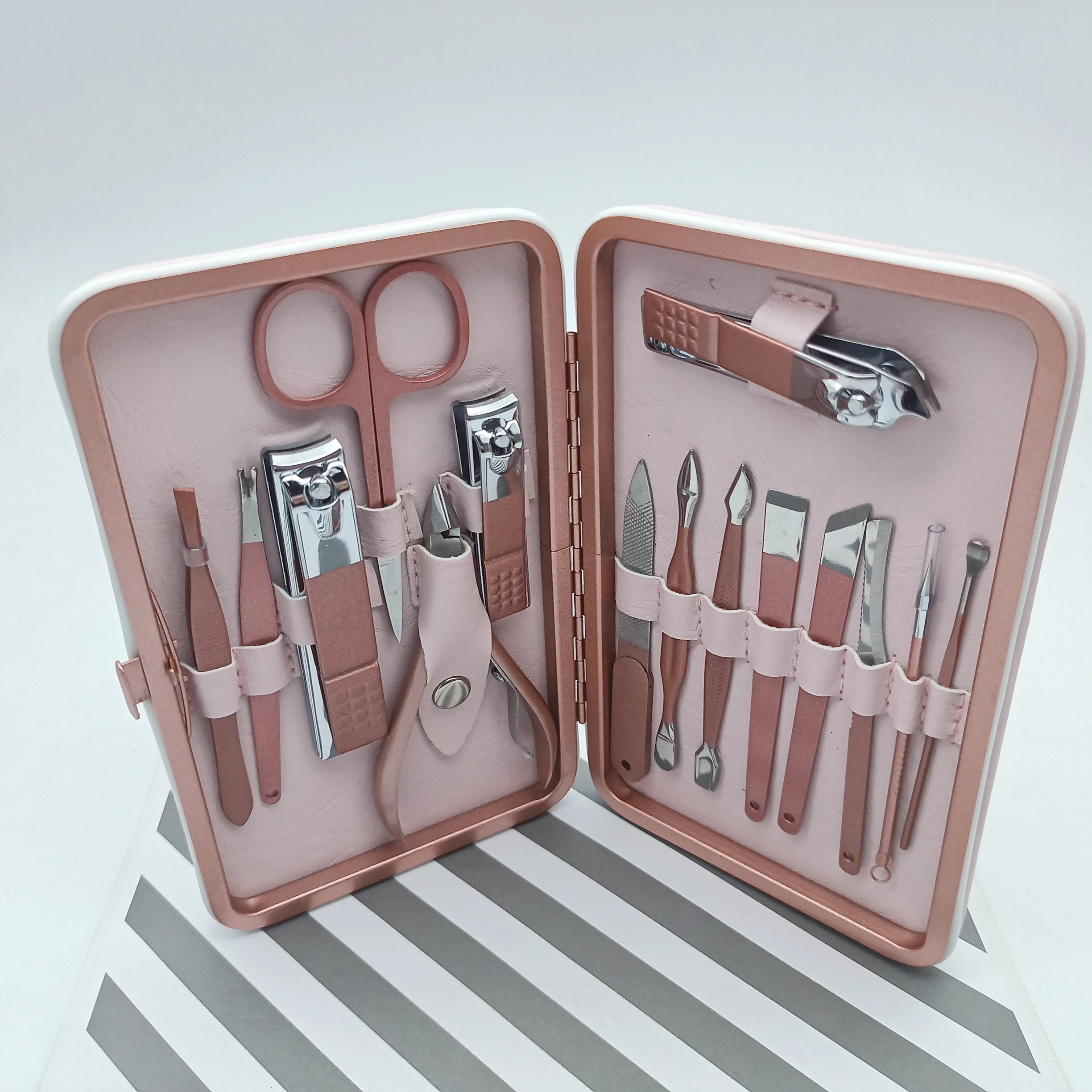 High-quality 15pcs professional pedicure knife Toenail trimmer cuticle dead skin removal tool Stainless steel foot care tool set