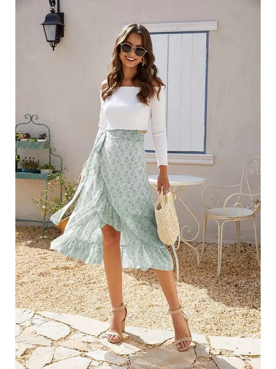 Irregular chiffon floral skirt with straps and slits