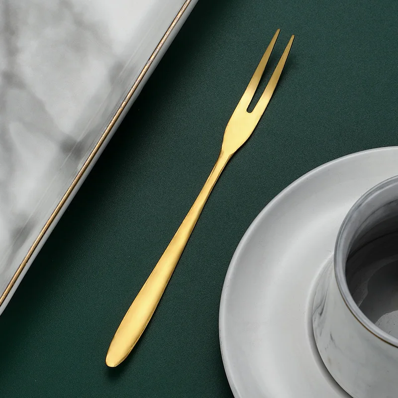 Low MOQ Silverware Gold Mini Stainless Steel Mooncake Cake Dessert Forks Knife in Party Snail Fruit Fork Restaurant