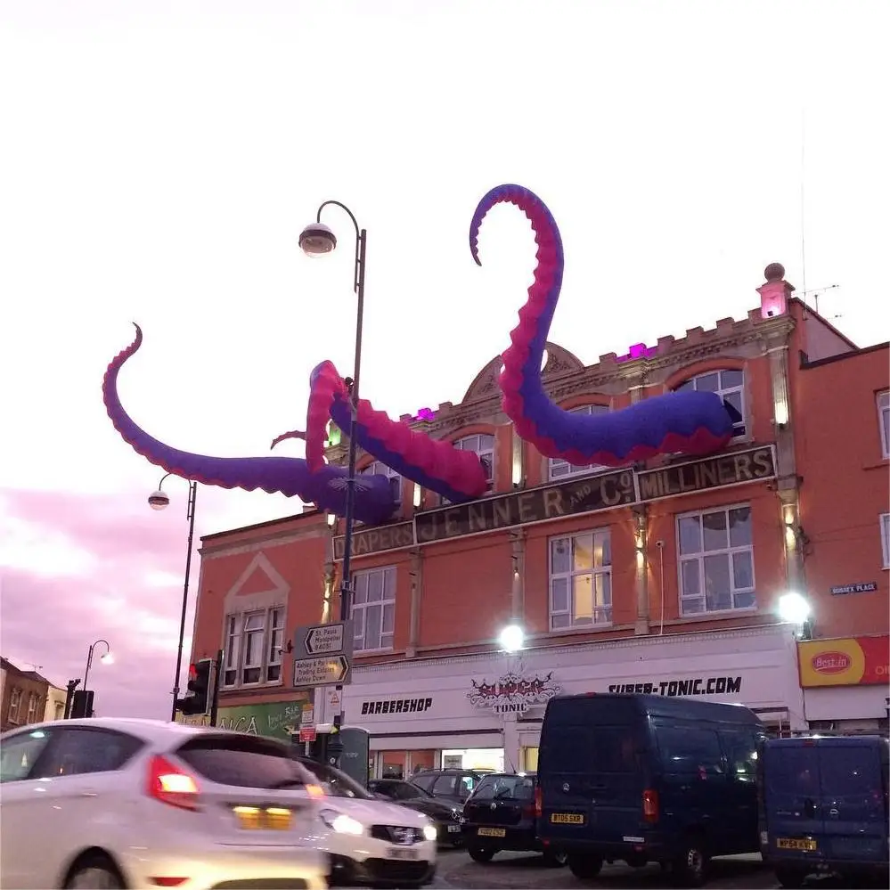 Гигантский надувной шар-щупальца 4 м зеленый осьминог 5 фиолетовый красный