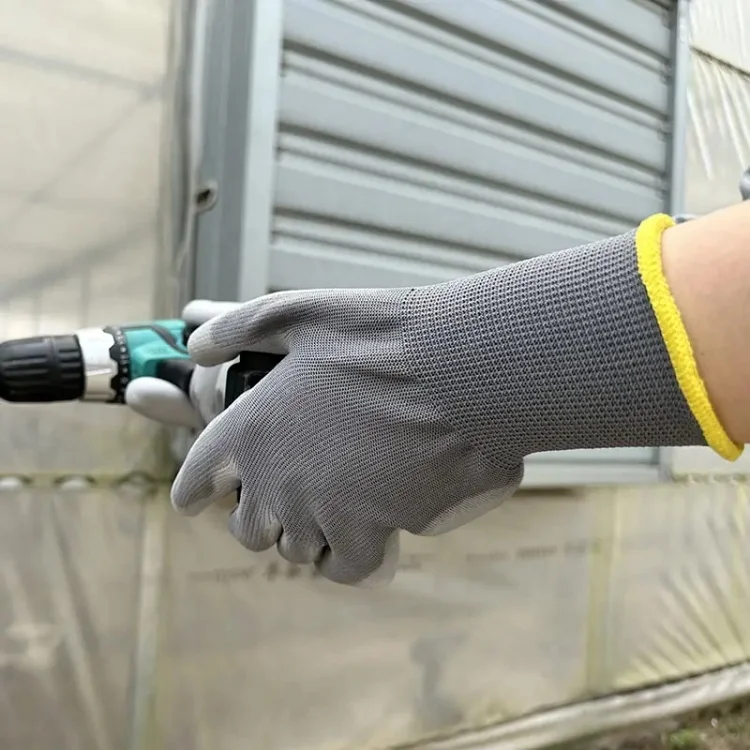 Light Weight Nylon or Polyester Knitted Seamless Gloves Combined With Unique Polyurethane Palm Coating