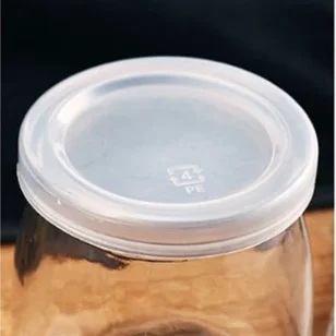 Hot Sale 100ml 200ml Mini Heart Shaped Pudding Jar Milk Shake Yogurt Glass Bottle with Plastic  lids