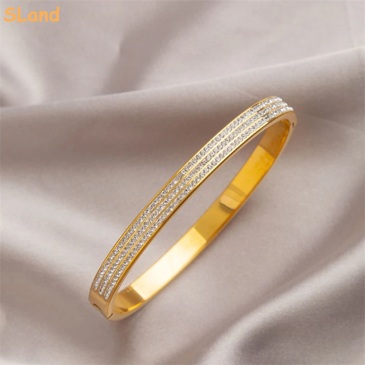 Alibaba Gold Supplier Wholesale high polished oval shape stainless steel gold rhinestone bangle bracelets for women gift