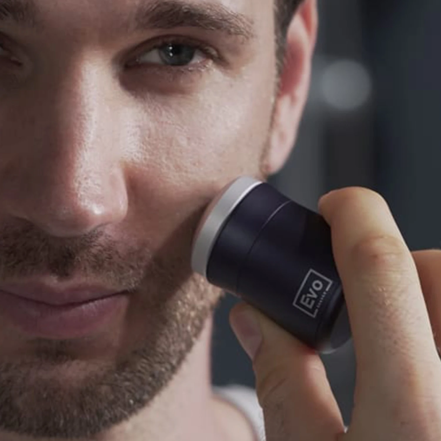 
2020 New Product EVO Shaver Pocket size Electric Razor Head Washable Type-C Charge Portable Travel Beard Shaving Machine for Man 