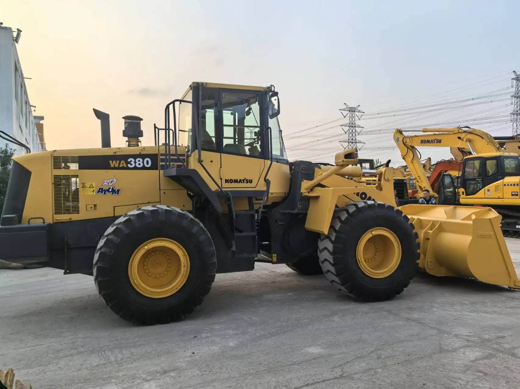 Japan original used Komatsu WA380-6 front end wheel loader good condition low price used KOMATSU WA380 WA470 WA500 WA600 Sale