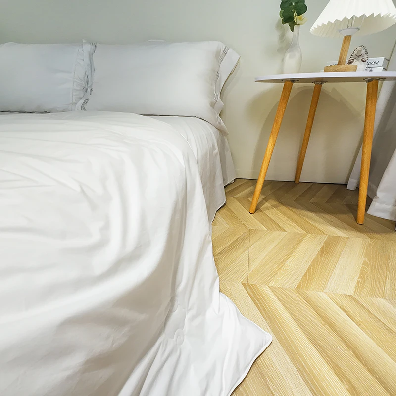 Comforter Support Customized luxury wool quilt 100% cotton cover Hypoallergenic Quilting Down Alternative Insert Quilt Duvet