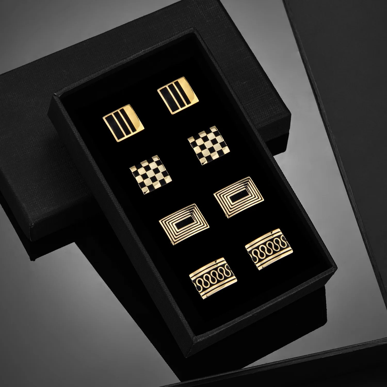Luxury Gold Cufflinks For Men Wedding Business 4 Pairs In Cufflinks Box Wholesale