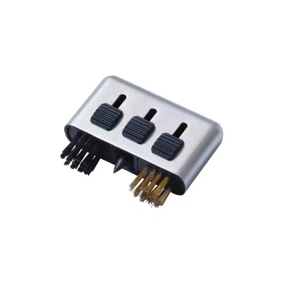 Портативная щетка для чистки клюшек