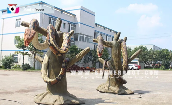 Realistic Snake Animatronic Animal Model Indoor Outdoor Use Adventure Parks Shopping Malls Made Durable Fiberglass Metal Steel