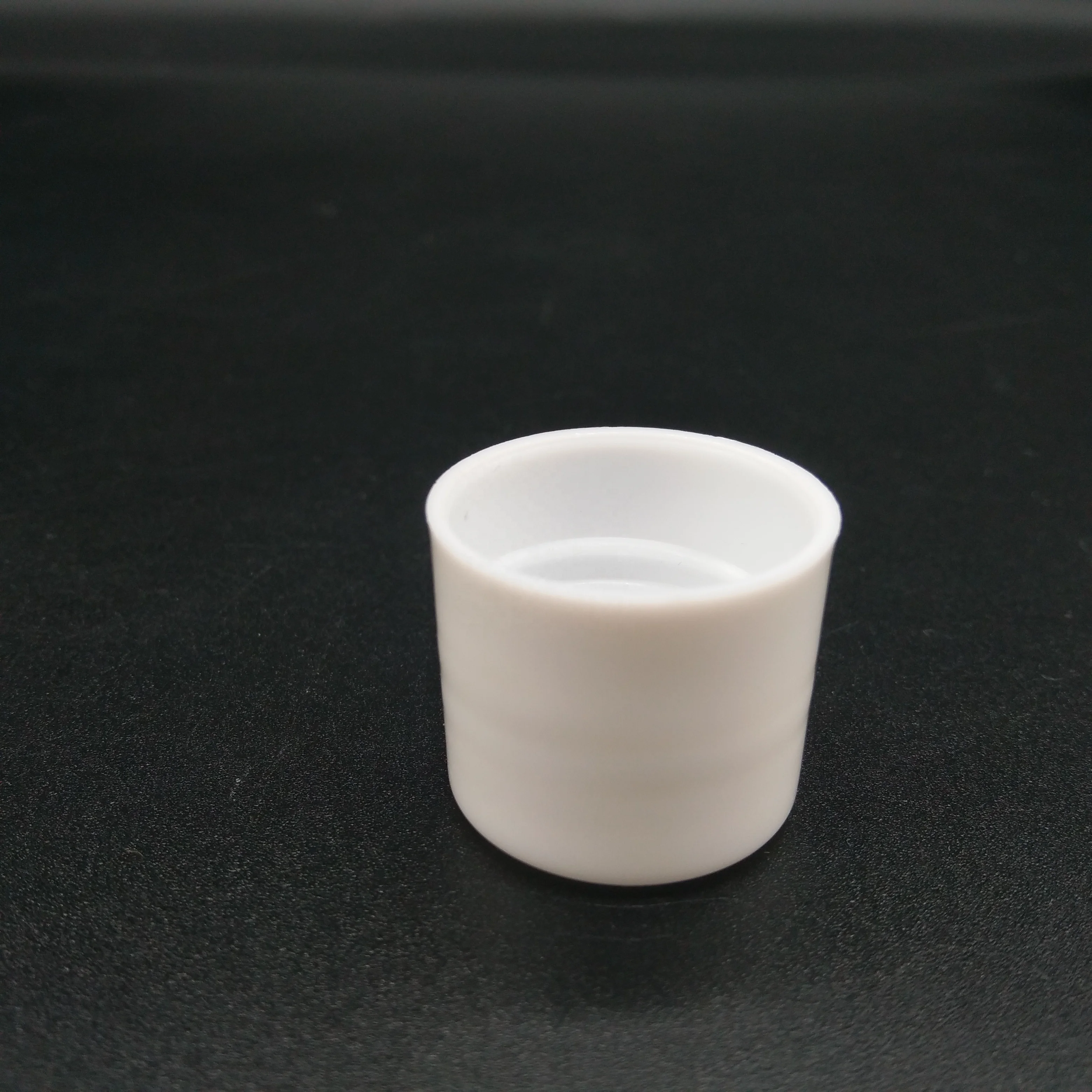 Wholesale customized good quality standard size non spill plastic cap for toothpaste tube