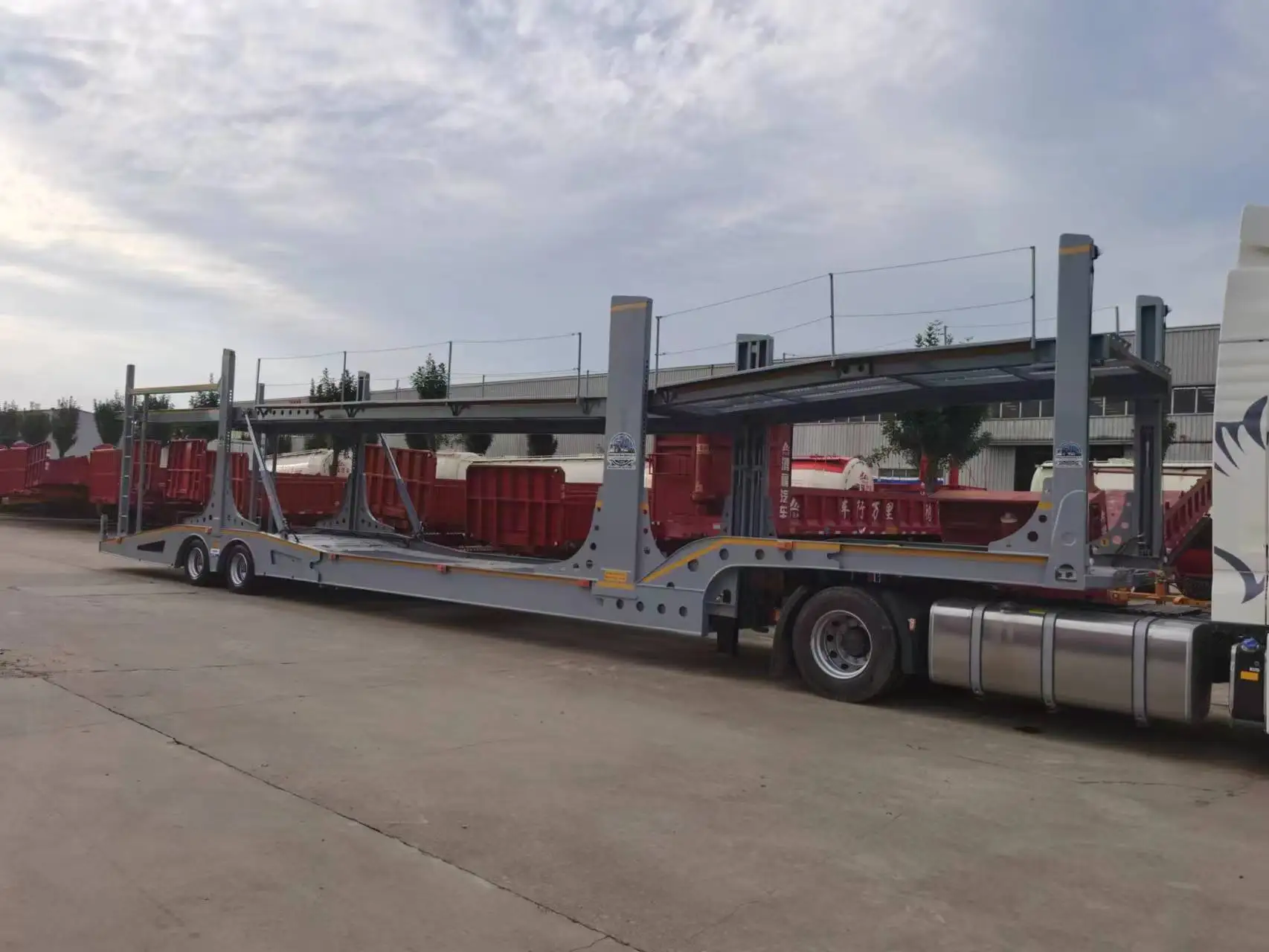 Hot Selling Customized Mini Steel Car Trailer Galvanized Cargo Semi-Trailer for Cars