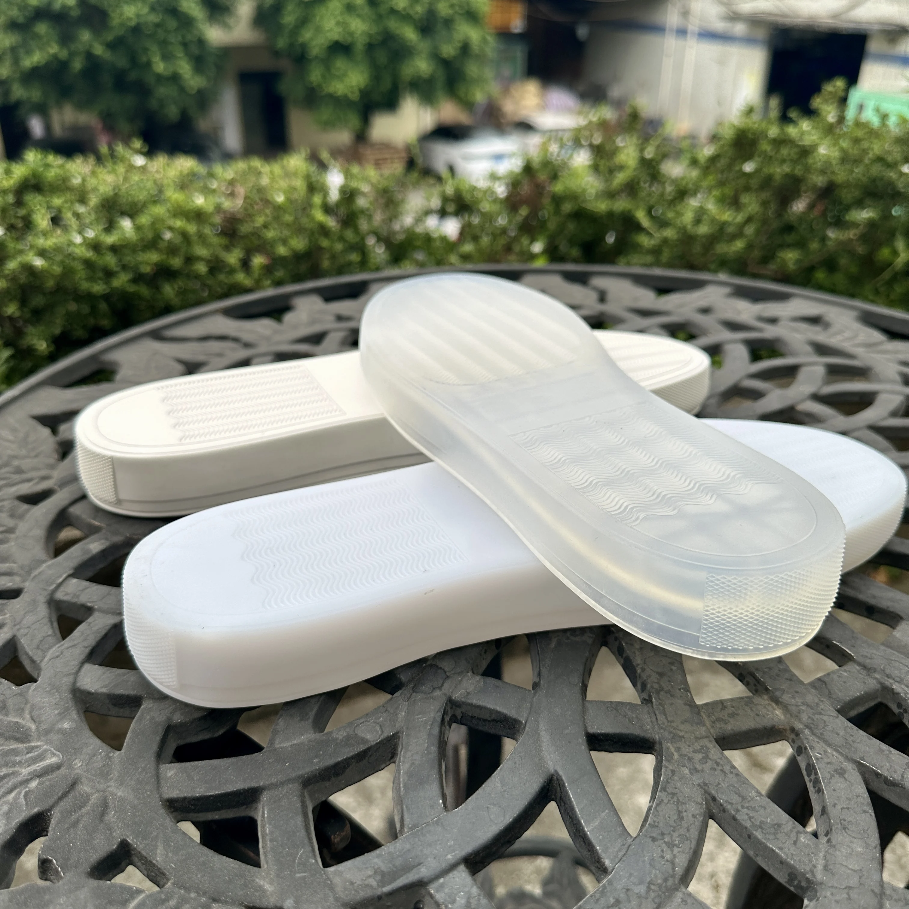 Factory Make Price Sneaker Rubber Sole Transparent Design Soles Soft and Comfortable Casual Board Shoes Outsole Flat Shoes Soles