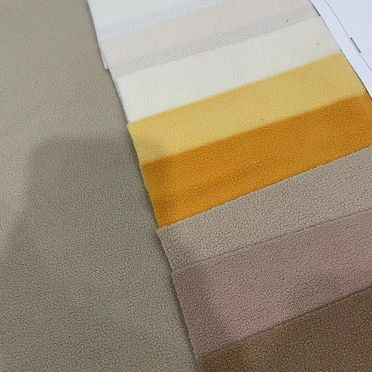 Custom Soft Fabric Textile Raw Material 100 Polyester Solid Flannel Fleece Fabric For Blanket And Garments