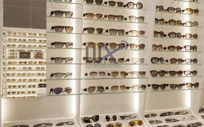 LUX Latest Fashion Modern Custom European Style White Wood Optical Shop Design Wall Optical Display Cabinets