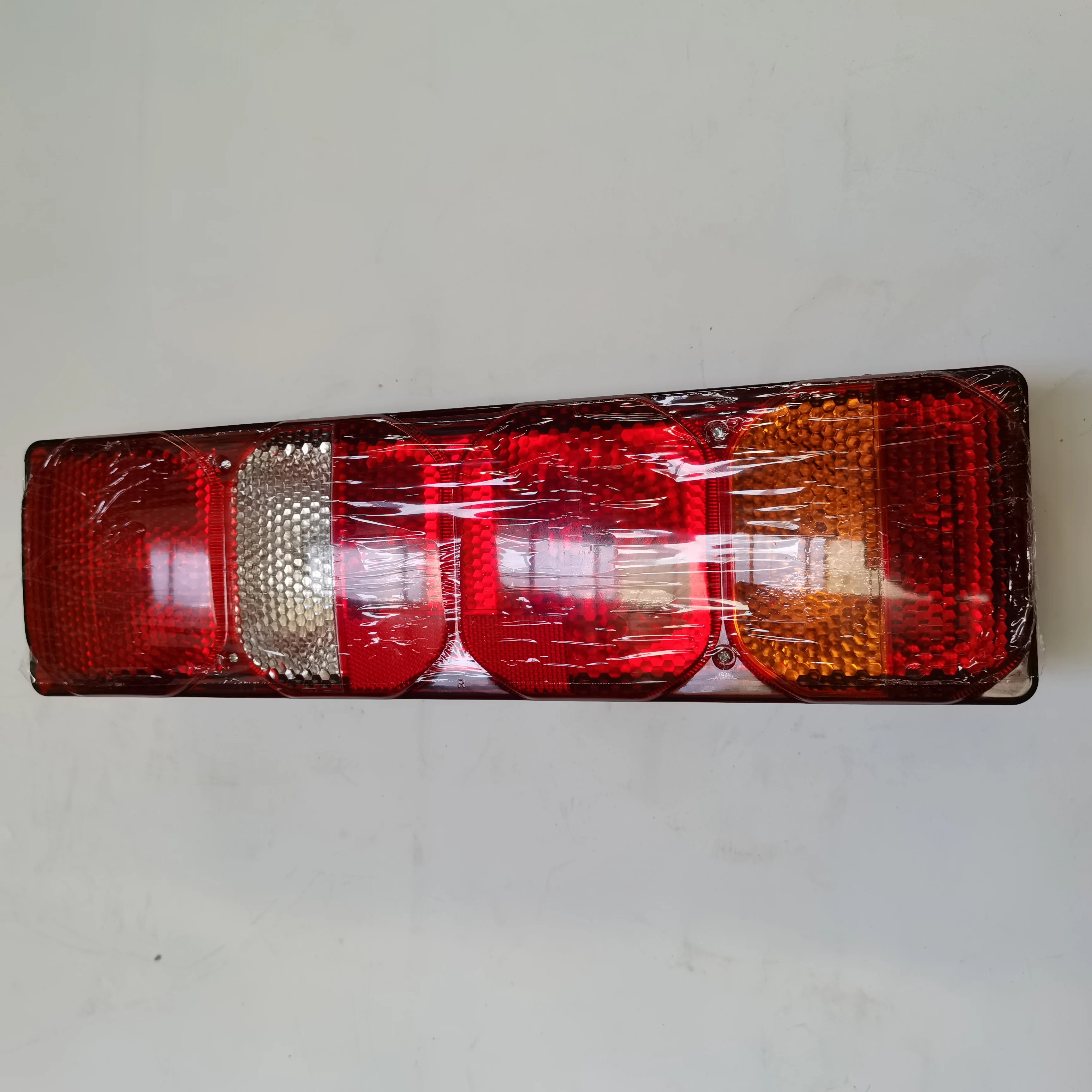 Wholesale Rear Light L Asemmbly for Howo Truck 12V 24V Original Truck Lamps for Sale