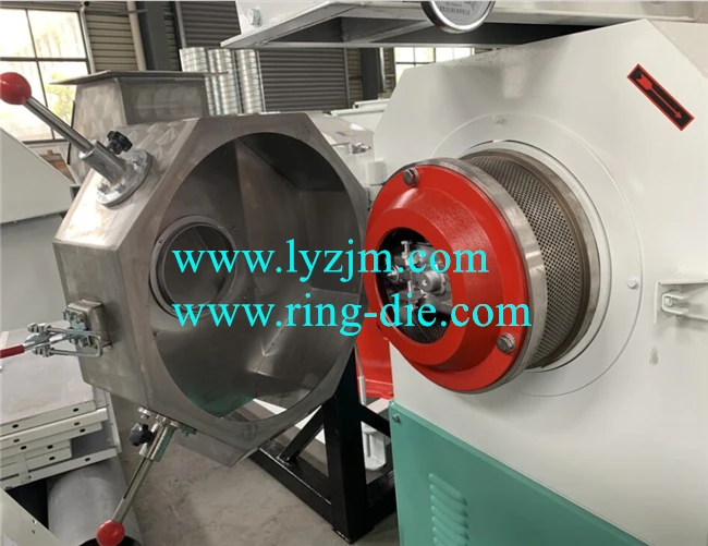 HKJ 250 /SZLH 250 1-2t/h animal feed pelleting machine chicken /cow /goat fodder granulating machine feed pelletizer