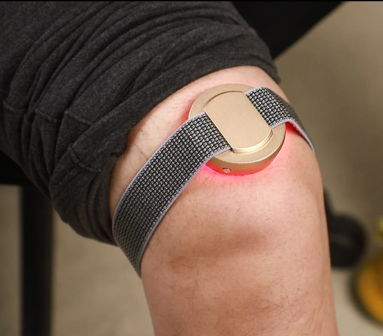 Kinreen 60mm 6W Red Light Therapy Device Mini Infrared Therapy For Wristband Pain Relief Device