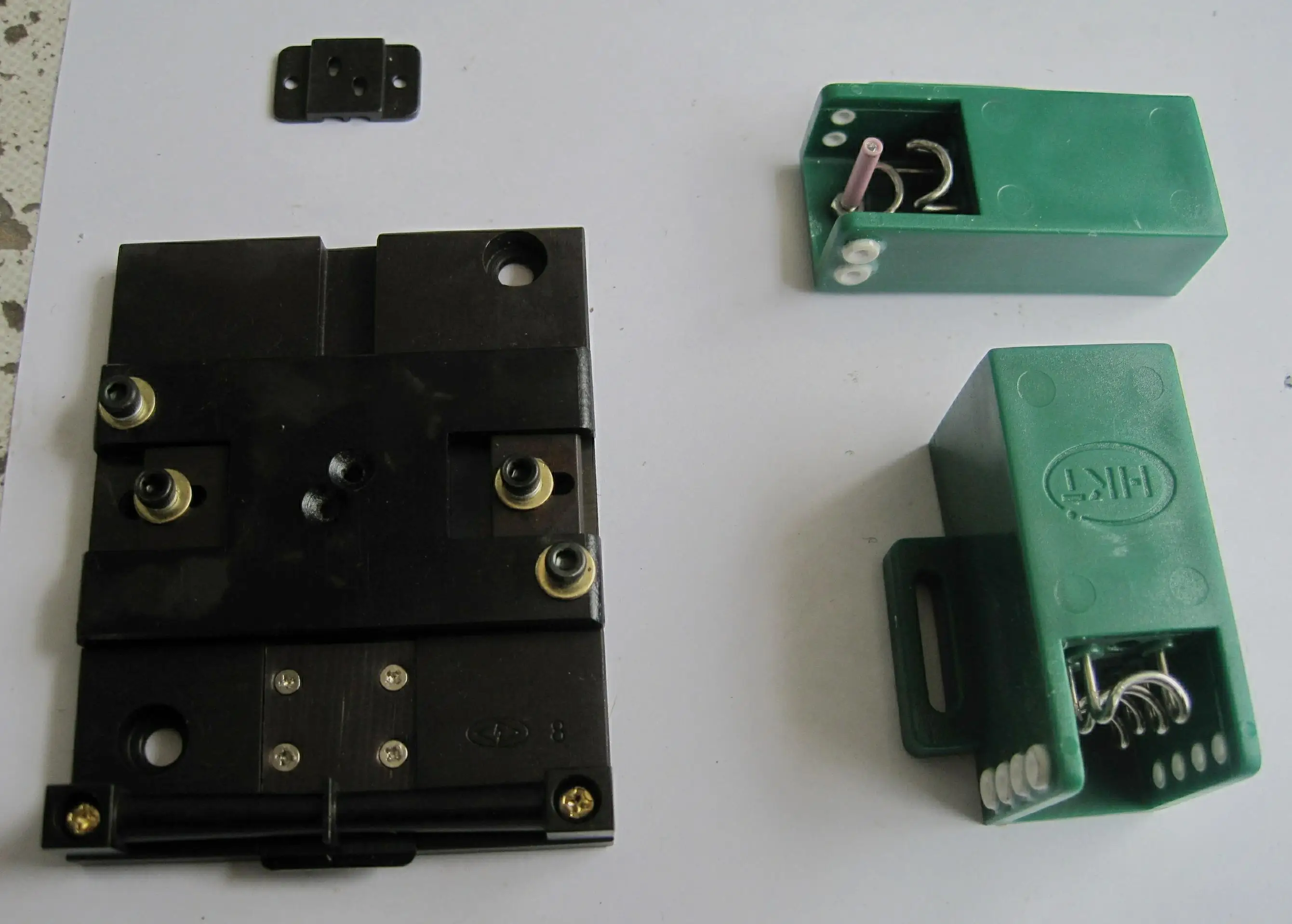 High quality needle plate big for zipper sewing machine spare parts