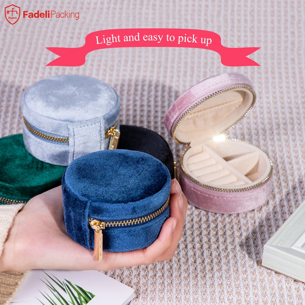 FADELI Hot Sale Women Girls Earrings Ear Stud Box Organizer Portable Jewelry Storage Box PU Leather Small Travel Jewelry Boxes