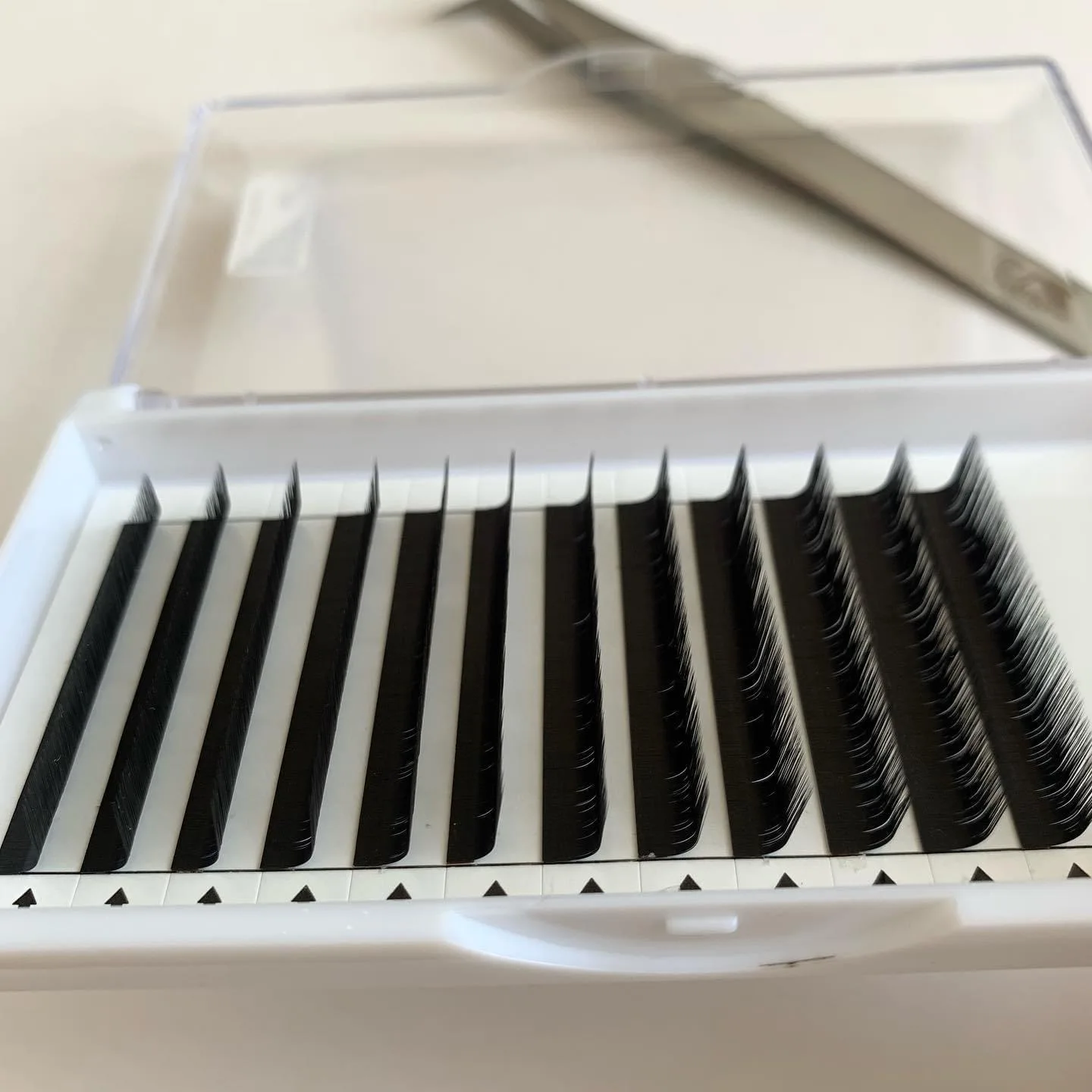 Private Label eyelashes easy fan lash extensions cashmere eyelash extensions L M curl  volume  eyelash extension