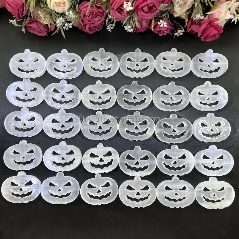 Hand Carved Natural Healing Stone Crystal Pumpkin Face Selenite Pumpkin Carving For Halloween Decor