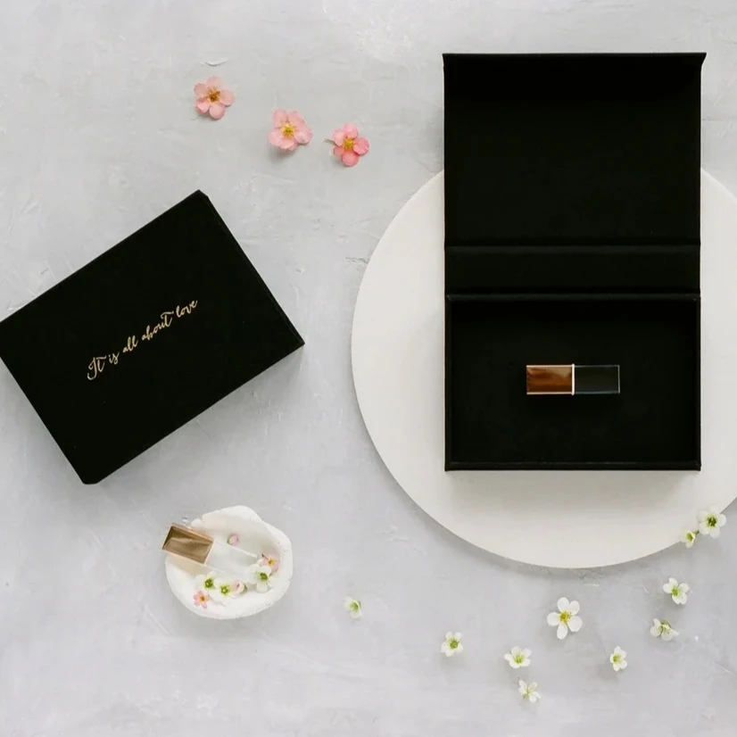 Wholesale Small Black Custom Design Personalized Rigid Paper Cardboard Usb Flash Disk Packaging Magnetic Closure Gift Box
