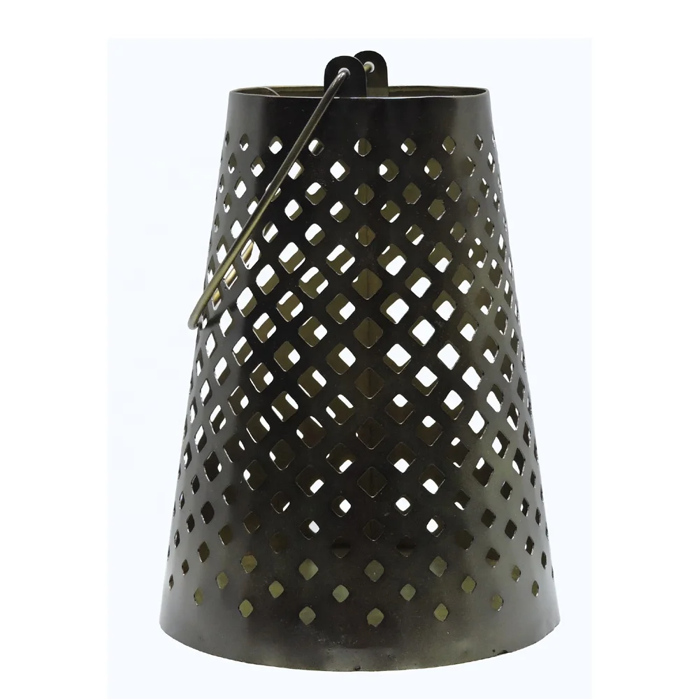 Iron Metal lantern new arrival 2022 antique color lantern candle holder use for light decoration