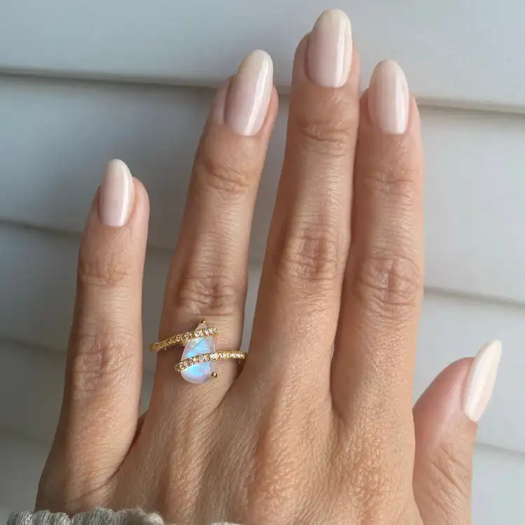 Beautiful Pear Cut Fashion Fine Jewelry Rainbow Moonstone Wedding Engagement Ring Diamond Rings