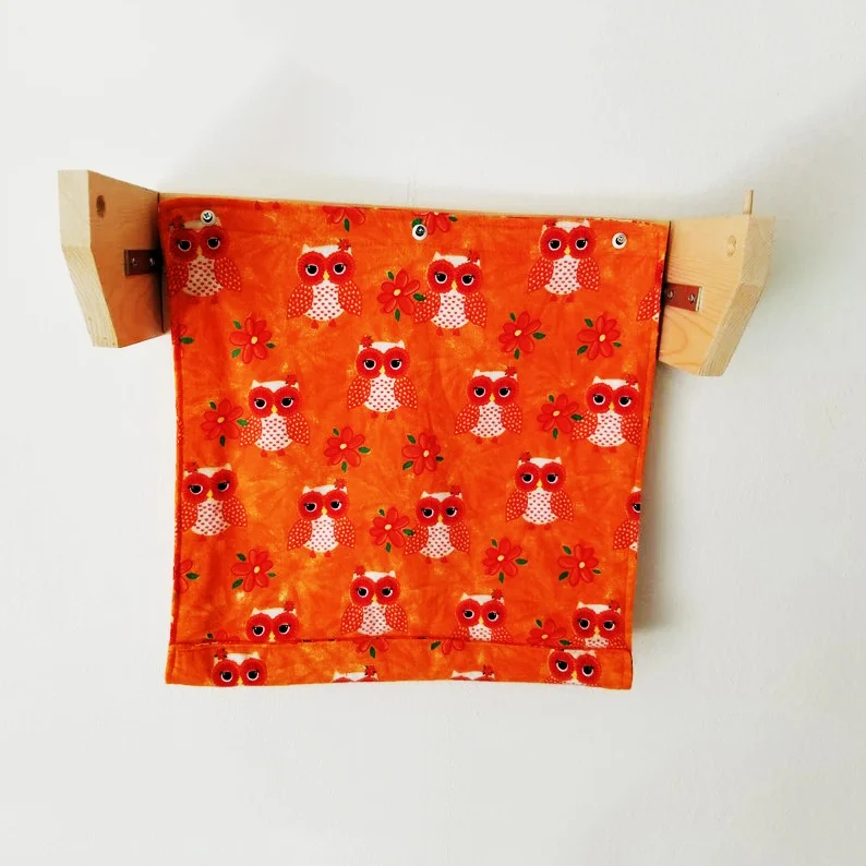 Wall Mounted  Wood Shelf with Fabric Pouch for Books