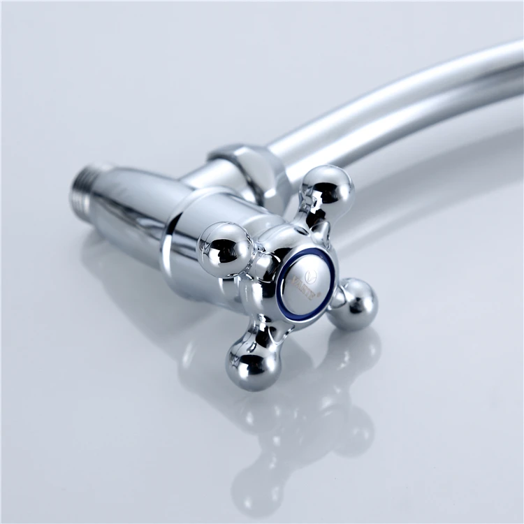 Horizontal single-cooled bin faucet zinc alloy body plastic hand wheel copper valve core stainless steel el pipe plated chrome