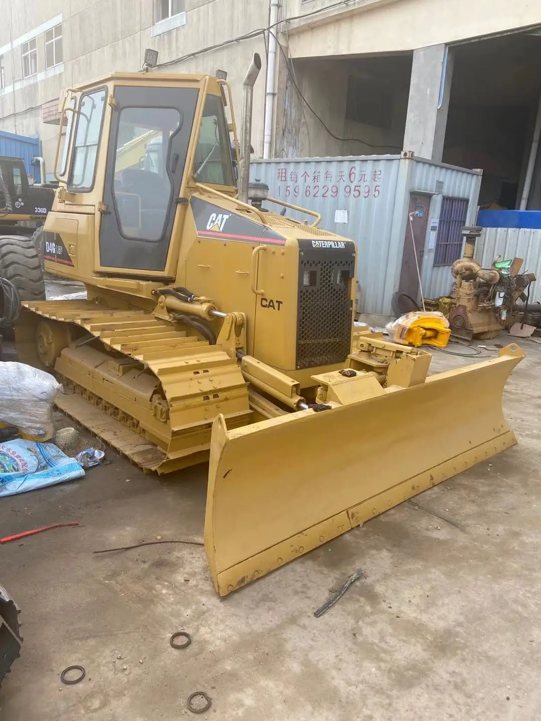 Гусеничный бульдозер Cat D4G бывший в употреблении Японии Catepilar /D4H низкая цена распродажа