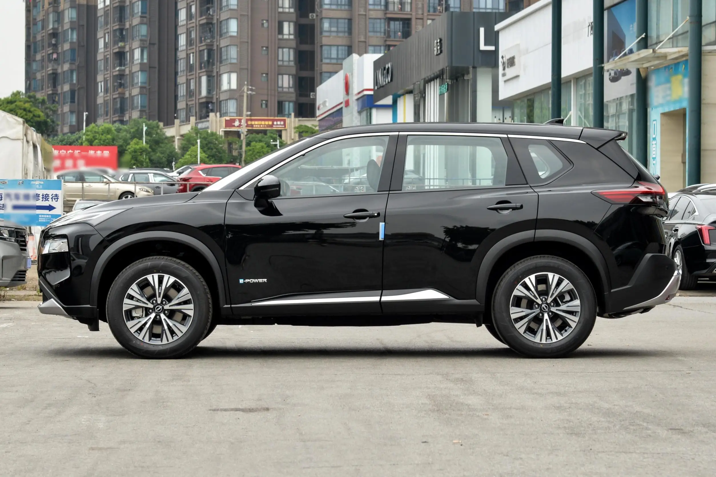 2024 Low Price Sale China 4wd Luxury Used Hybrid Electric Suv Car Nissan X-trail E-power New Energy Vehicles New Petrol Cars