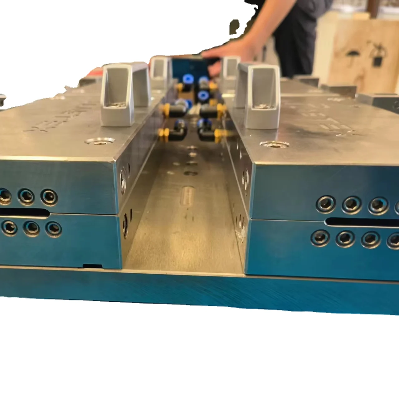 Профессиональный производитель Китай Высокое качество Пластиковые экструзии плесень оборудование