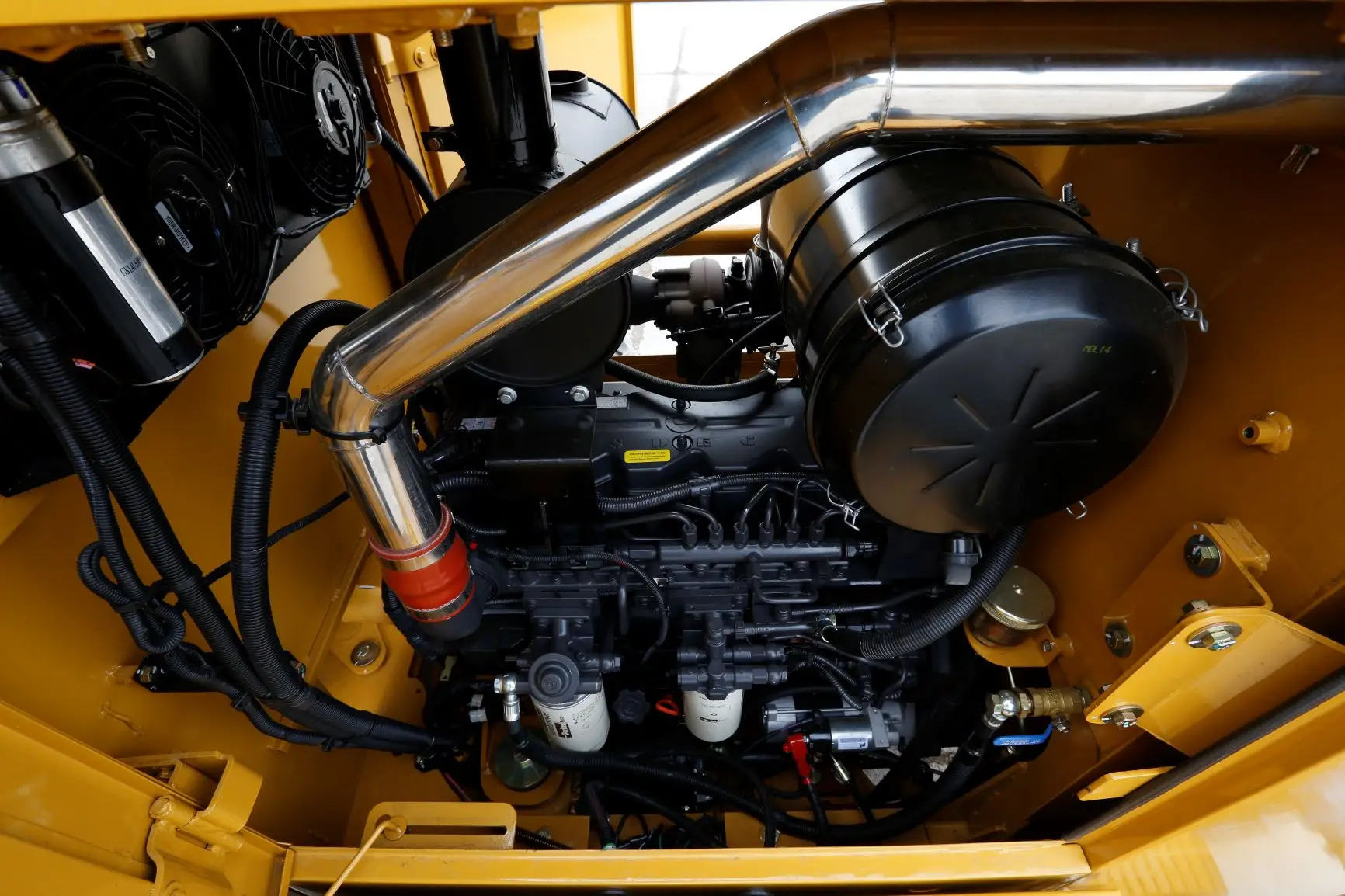 Высококачественный 16-тонный 210Hp грейдер мотор-грейдер 921 922F с передним лезвием и задним рыхлителем