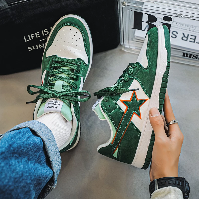 High-quality sports shoes for men and women casual Joker running shoes breathable mesh lining rubber insole increased.