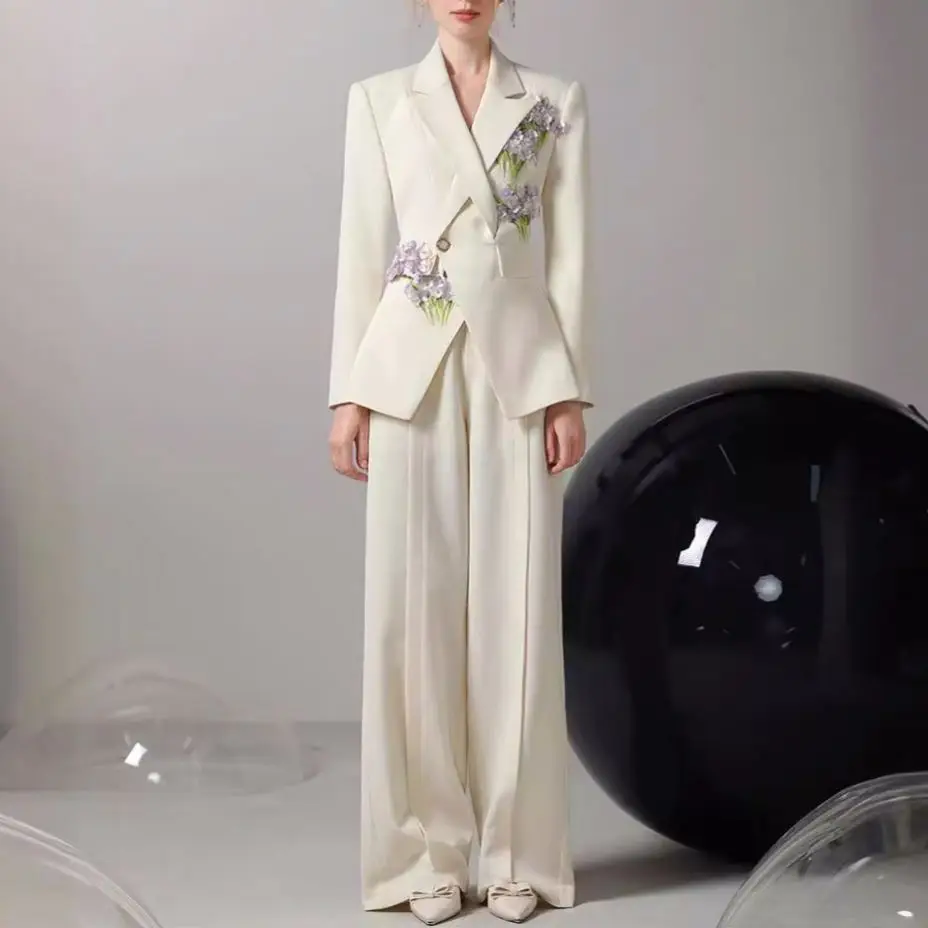 Business temperament exquisite embroidered flowers suit autumn new waist-tight design suit jacket with straight-leg trousers
