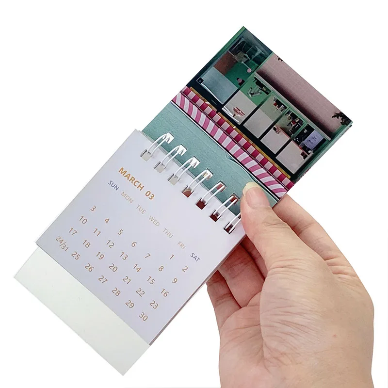 2025 Creative calendar custom a4 personalized photo calendars offset paper new desk calendar for company gift ideas 2024